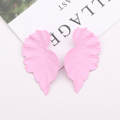 

Bohemia Big Leaves Pendant Earrings for Women New Design Fashion Metal Leaf Earrings Wedding Jewelry Exaggerated Christmas Gift