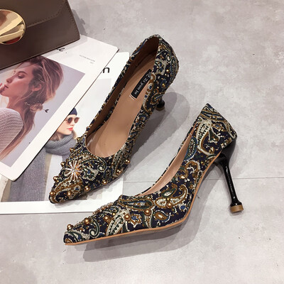 

Women Korean version of Joker hot drilling pointed va va voom fine heel French girl heels