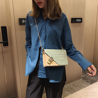 

Tailored Women Fashion Casual Shoulder Messenger Bag Chain Angle Lock Small Square Bag