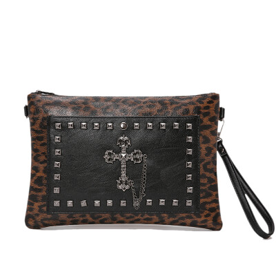 

Personal Leopard Print Handbag rivet handbag Korean leather handbag rivet envelope wrapped iPad bag