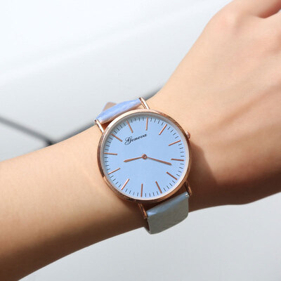 

Fashion simple scale temperature sensitive color watch two-pin couple quartz student watch batch