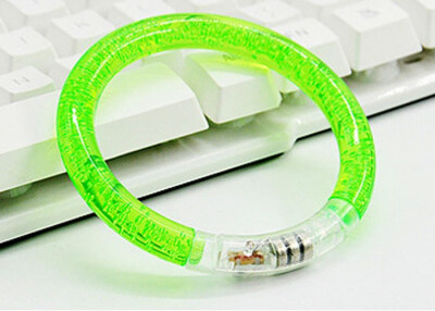 

FUNNYBUNNY Colorful LED Flash Bracelet Multicolor Bracelet Parties Weddings Birthdays Bracelet 6 bright colors