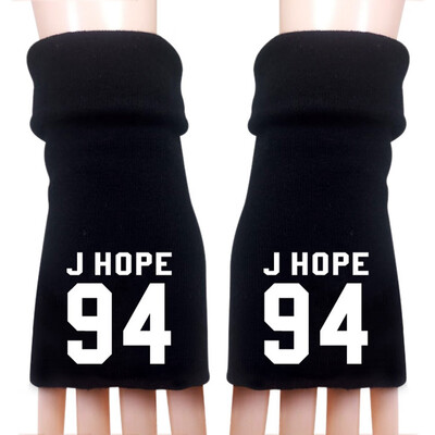 

KPOP BTS EXO GOT7 TWICE SEVENTEEN WANNA ONE Same Gloves Five-finger Half-finger Knitted Gloves