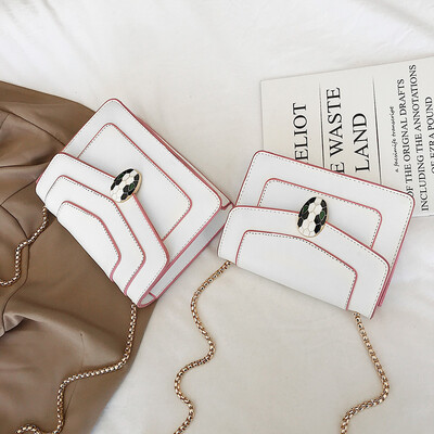

Qiao Bani 2019 new European&American style fashion simple solid color star with the same paragraph chain flip shoulder diagonal female bag