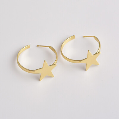 

2019 new brand design five-pointed star round earrings earrings minimalist generous creative gifts for women