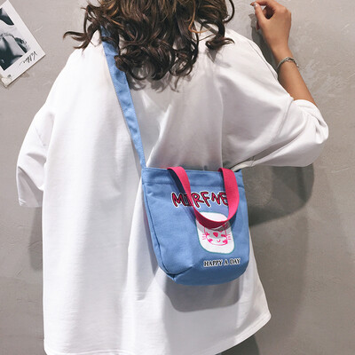 

Bag female 2019 new Japanese small fresh soft sister girl canvas bag wild Harajuku bag shoulder Messenger bag