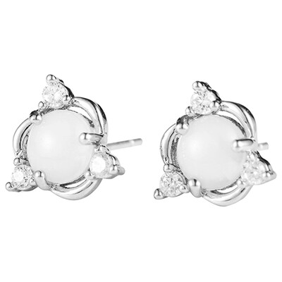 

1 Pair Cubic Zirconia Sweet Womens Imitation Opal White Jade Egg Noodles weeding Earrings