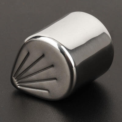 

Greensen Petal-Shaped 304Stainless Steel Ice Cube Whiskey Stone Chilling Stone Rock
