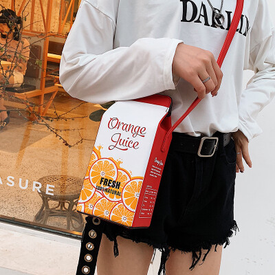 

French niche on the new small bag of foreign milk milk Messenger bag handbags new 2019 wild ins net red packet