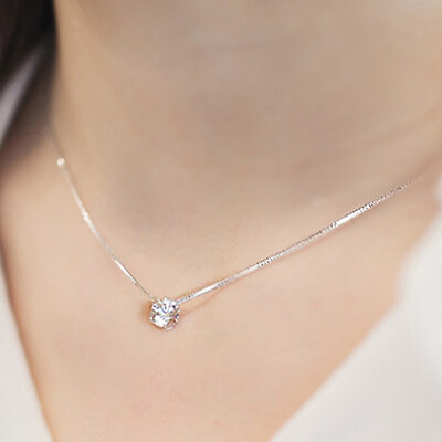 

Simple Temperament Sterling Silver Short Single Crystal Diamond Pendant Clavicle Necklace