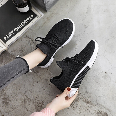 

Womens sneakers mesh breathable white shoes 2019 summer new womens shoes Korean version of Joker ins Super Fire Torre shoes