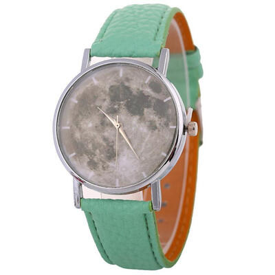 

Magic universe space quartz bwatch Fashionable Temperament clock 2018 Silicone Beautiful Simple Business ladies WristWatch D