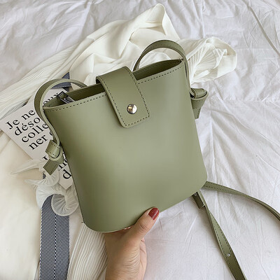 

Mori simple small bag network celebrity senior foreign gas bag 2019 new fashion small square bag single shoulder oblique satchel b