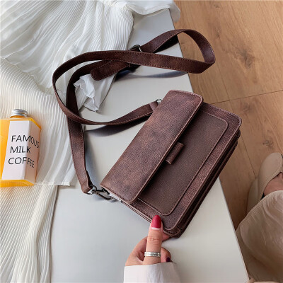 

Advanced foreign gas bag chic retro foreign gas bag new 2019 autumn small square bag single shoulder oblique satchel bag