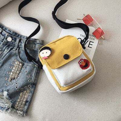 

2019 new simple&versatile fashion contrast color shoulder Messenger bag female casual cute cartoon sesame street canvas bag