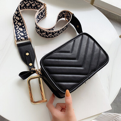 

Tailored Fashion Women Striped Leather Letter D Ribbon Bag Crossbody Bags Shoulder Bags