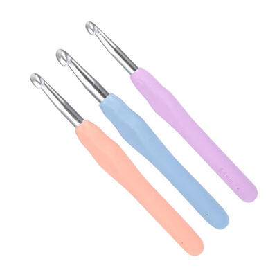 

Greensen 3pcs Aluminum Crochet Hooks Set Smooth Knitting Needles with Soft TPR Handle