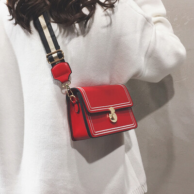 

Ins net red black bag female 2019 new wave wild Korean version of the texture female bag wide shoulder strap shoulder Messenger bag