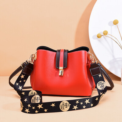 

Bucket bag womens summer fresh messenger bag Joker ins single shoulder Mori net red foreign-style texture