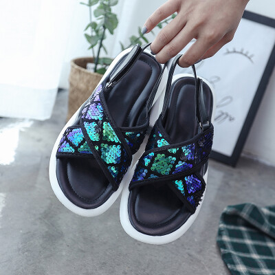 

In the summer of 2019 the new chic Hong Kong sandals women Han Paiping tide set up the Internet celebrity retro sequins women sh