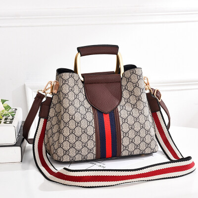 

Summer bag womens new Korean wave shoulder Messenger bag fashion Joker casual ladies handbag