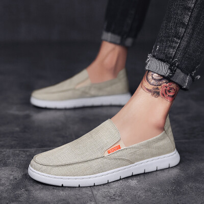 

Old Beijing Cloth Shoes Mens Shoes in Summer Push on StudentsLeisure Shoes in Autumn Tide Shoes Mens Canvas Shoes