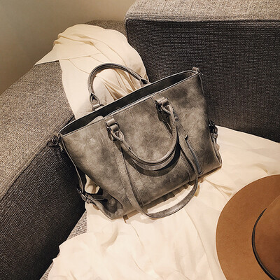 

Bag 2019 new Chaohan version autumn fashion womens bag air handbag hundred lap tot bag single shoulder oblique satchel bag