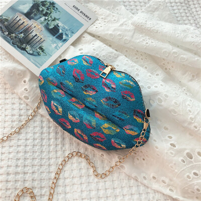 

2019 new casual wild chic lip print personality Messenger bag female fashion tide sequins lips chain shoulder bag