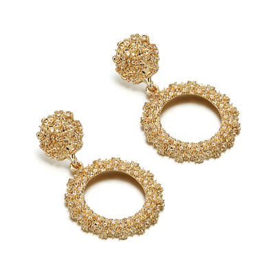 

Vintage Metal Medusa fashion womens earrings 2019 Coin Portrait Pendant Drop Earrings Charms Gold Ethnic Women earrings