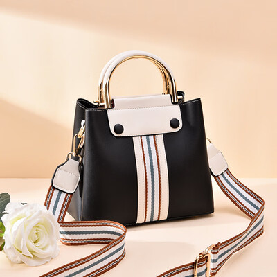 

Bag womens fashion bucket bag large single shoulder ins Joker fresh stripes mother portable