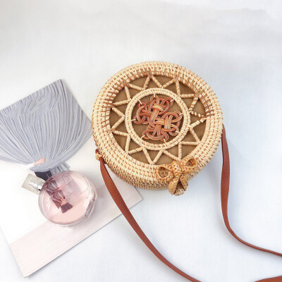 

Tailored Circle Handwoven Bali Round Retro Rattan Straw Beach Bag Crossbody