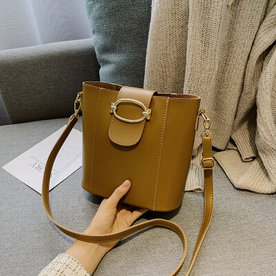 

Bucket bag female 2019 new Korean fashion bag in the bag shoulder bag personality wild Messenger bag steamer