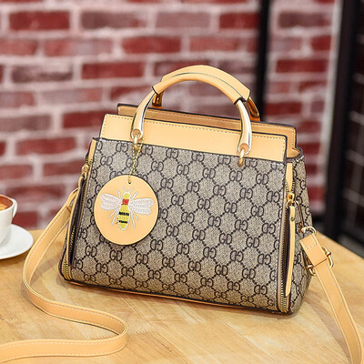 

Women fallwinter tide Korean version of Joker slung handbag atmosphere large shoulder bag womens bag