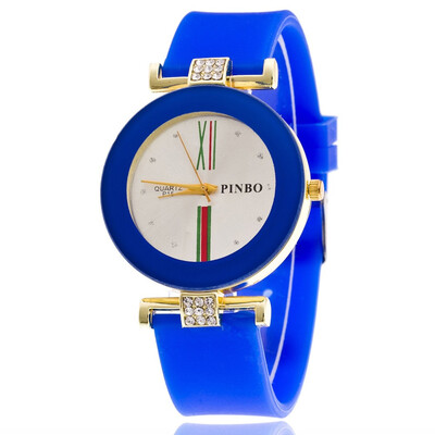 

2018 New Women Fashion Luxury Leisure Set Auger Leather Analog Stainless Steel Quartz Watch