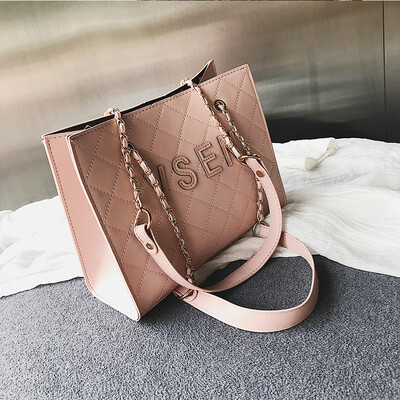 

Temperament bag female 2019 new chic Korean fashion Yangzi mother wild shoulder slung rhombic chain bag