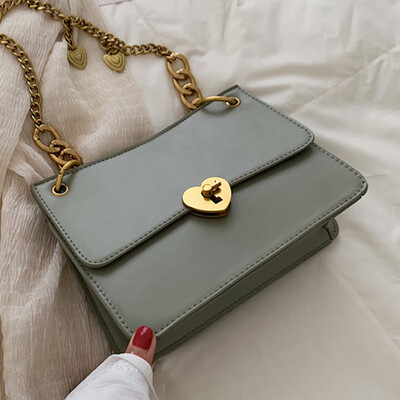 

2019 new summer small fresh fashion chain small square bag French minority air single shoulder oblique satchel bag