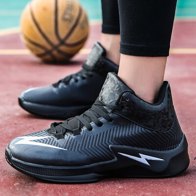 

Lightweight shock absorption basketball shoes mens boots Korean version of the trend of non-slip sports shoes men