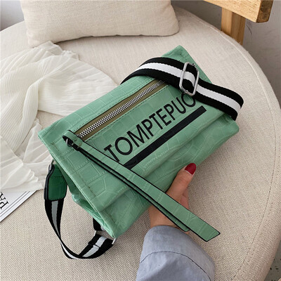

Wide shoulder strap bag female new Korean version of the wild single shoulder Messenger bag contrast color casual small