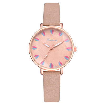

Korean version of the small fresh PU quartz watch love flowers delicate scale ladies watch
