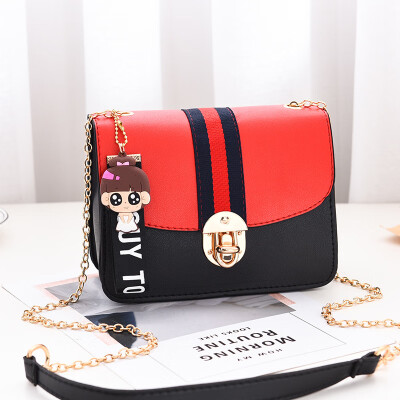 

2019 spring&summer new womens bag Korean version of the fashion simple small square bag cool shoulder shoulder Messenger bag