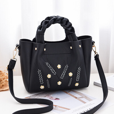 

Womens bag 2019 spring&summer new bag European&American big bag fashion wild womens bag Messenger bag
