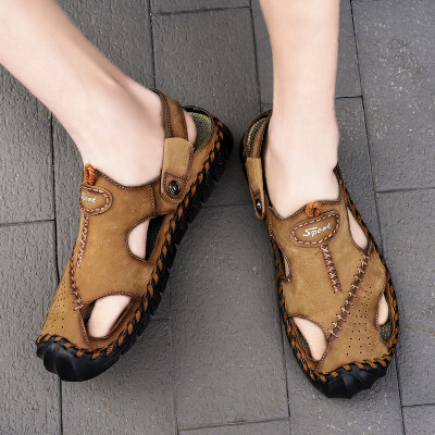 

New mens leather sandals in the summer of 2019 Mens Korean version of all-in-one leather bagel soft-soled casual shoes trendy