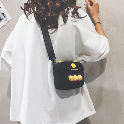 

Ins bag female 2019 new wave Korean version of the wild cartoon cute shoulder Messenger bag Harajuku student canvas bag