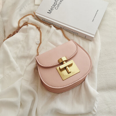 

Advanced sense bag Western style handbags new 2019 fashion chain shoulder slung lock mini saddle bag
