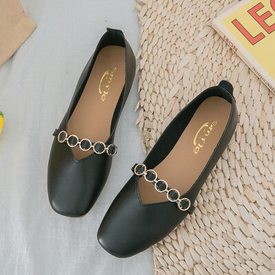 

In the summer of 2019 the new Korean version of retro grandmother shoes is shallow flat bottom single shoe square head flat h