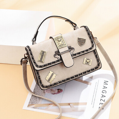 

Spring&summer fashion messenger bag for women Korean version of Joker bag girl ins patch retro shoulder