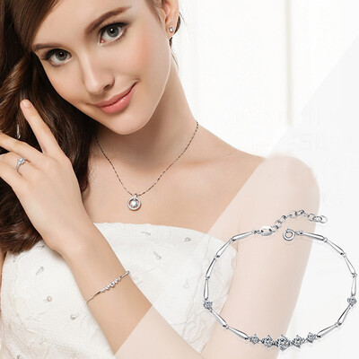 

New Simple Stylish Inlaid Bracelet Japanese And Korean Version Of Simple Fashion Jewelry Gift No Necklace