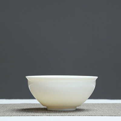

White Fine Porcelain Chawan Tasting Tea Bowl for GongFu Tea Ceremony 150ml 5oz