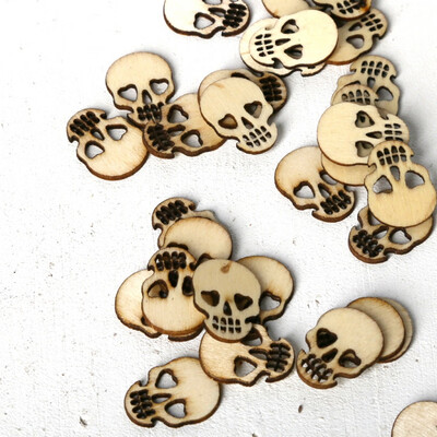 

150PCS Halloween Wood Ornaments Wooden Skull Bat Cat Pumpkin Spider Mixed Slices Halloween Decoration Party Decor Decoracao