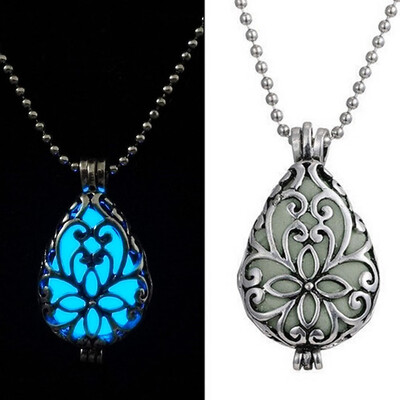 

New Fashion Fashion In Dark Locket Hollow Pendant Luminous Women Necklace Gifts